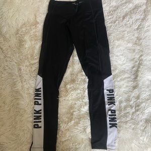 Vs Pink ultimate yoga leggings